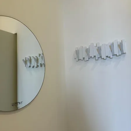 Private With Wi-fi Near Duomo Atena 아파트 밀라노