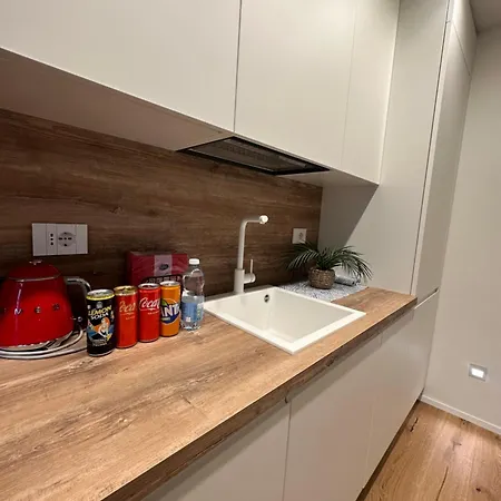 아파트 Private With Wi-fi Near Duomo Atena *