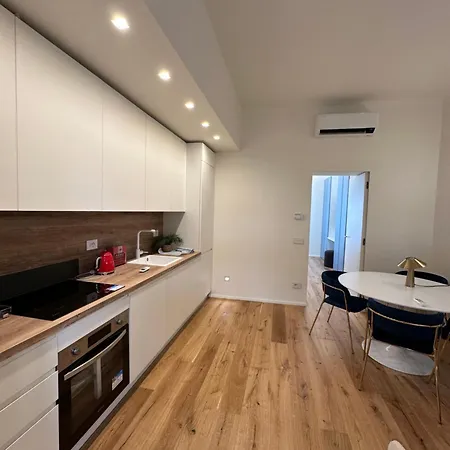 아파트 Private With Wi-fi Near Duomo Atena *