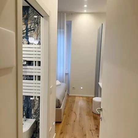 Private With Wi-fi Near Duomo Atena *